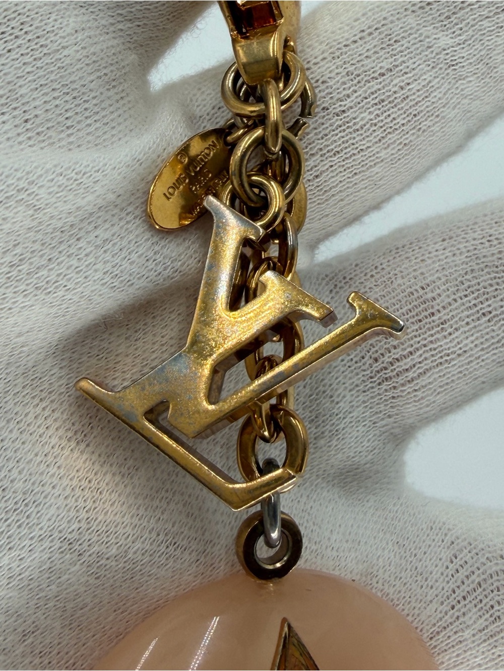 Louis Vuitton Hollow Flower Gold-Tone & Peach Resin LV Flower Bag Charm w/COA - Picture 6 of 12